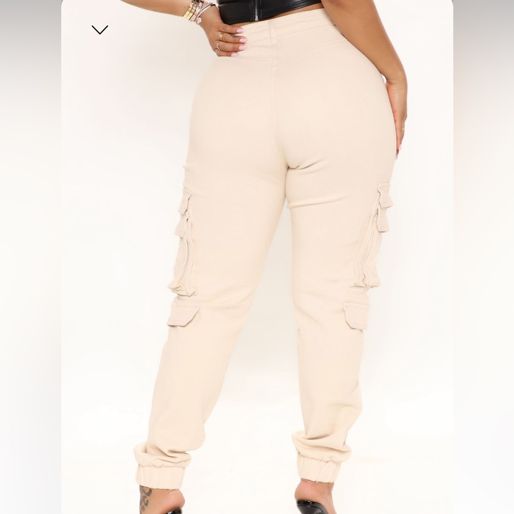 Ivory cargo pants brand new - Picture 4 of 5